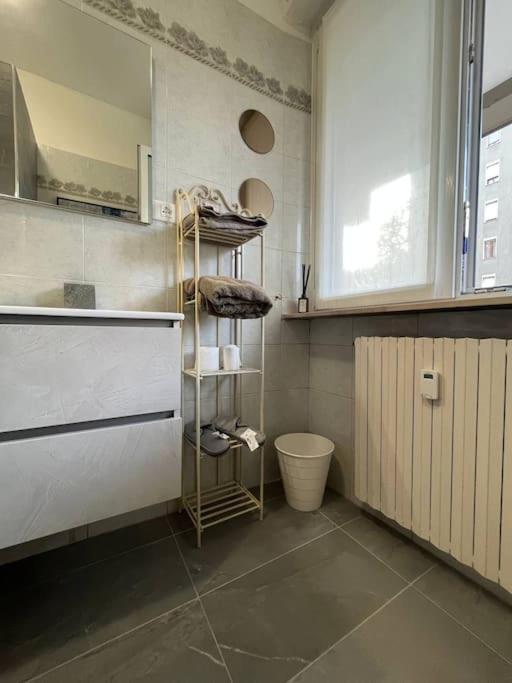 Appartamento Spazioso In Centro Piacenza Exteriör bild