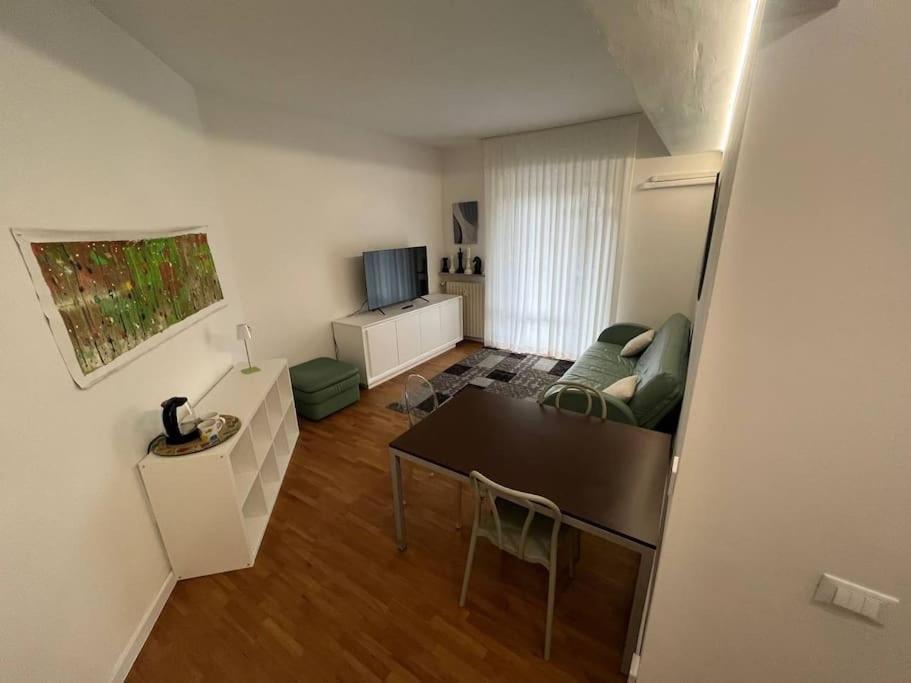 Appartamento Spazioso In Centro Piacenza Exteriör bild